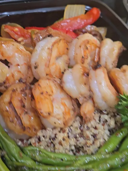 Shrimp, quinoa and green beans